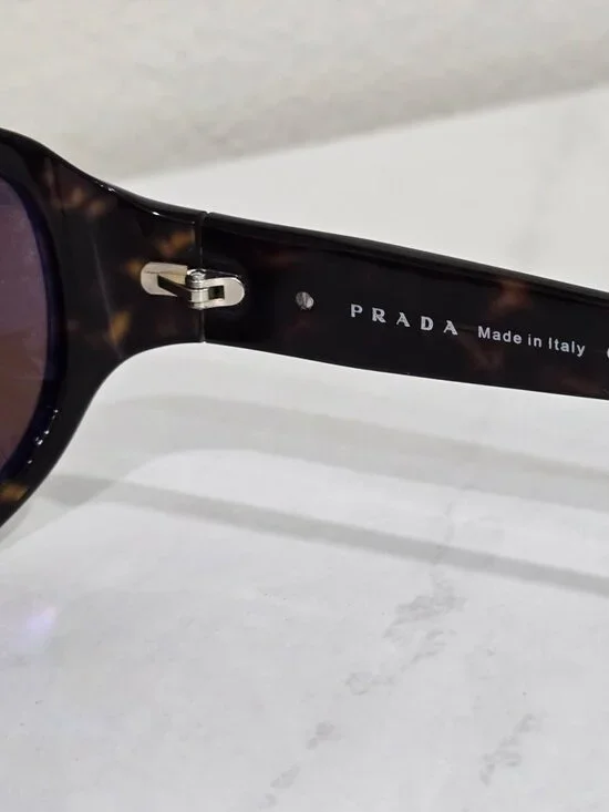 Prada ✦ Oversized Tortoise Sunglasses SPR01E ✦ Brown Gradient Lenses Italy - Picture 3 of 10